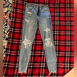 American Eagle, High Waisted Ripped Jeggings (NWOT)